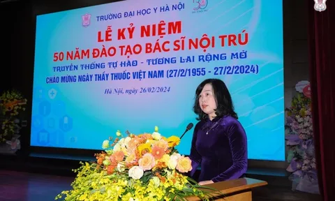 Bộ trưởng Y tế Đào Hồng Lan: Mở rộng, đổi mới đào tạo bác sĩ nội trú cần phải có lộ trình