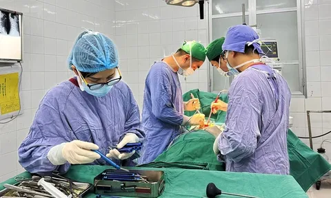 Từng bước giải quyết vướng mắc trong đấu thầu thuốc, vật tư y tế