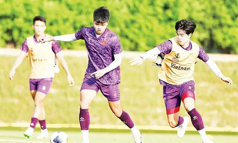 Trận đấu quyết định tranh ngôi đầu bảng D