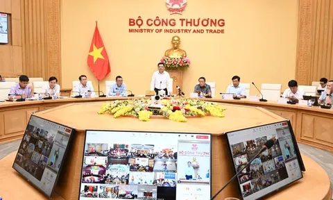 Bộ trưởng Bộ Công Thương: Tập trung đẩy nhanh tiến độ các dự án điện khí LNG