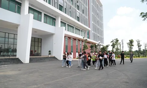 Góp ý quy định dạy và học bằng tiếng nước ngoài trong các cơ sở giáo dục