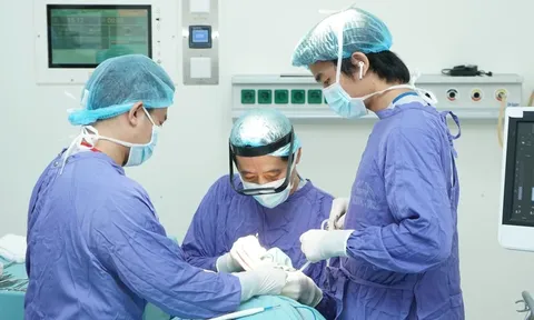 Bộ Y tế yêu cầu không để gián đoạn cấp cứu, điều trị cho người dân trong bão số 4