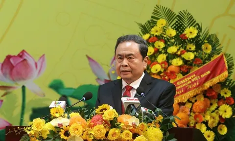 Chủ tịch Quốc hội Trần Thanh Mẫn dự và chúc mừng Đại hội Đảng bộ Cần Thơ nhiệm kỳ 2025-2030