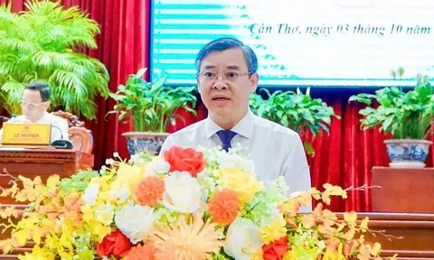 Ông Trương Cảnh Tuyên được bầu làm Chủ tịch UBND TP. Cần Thơ với số phiếu tuyệt đối