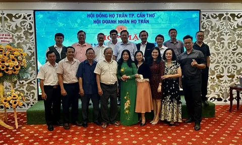Hội Doanh nhân họ Trần TP.Cần Thơ: Họp mặt 21 năm "Ngày Doanh Nhân Việt Nam"