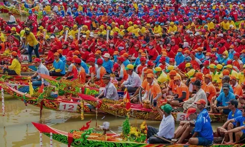 Lễ hội Óoc Om Bóc - Đua ghe Ngo 2025: Lễ hội truyền thống đậm đà bản sắc Khmer