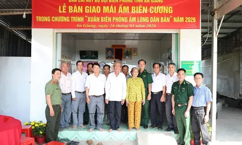 Xuân Biên phòng ấm lòng dân bản tại xã biên giới Vĩnh Xương