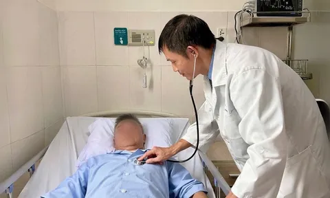 Cứu sống bệnh nhân ngừng tim gần 1 giờ do nhồi máu cơ tim cấp