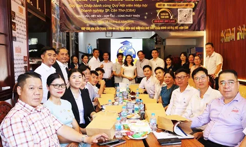 Hiệp hội Doanh nghiệp TP. Cần Thơ (CBA) thăm và làm việc tại Công ty Du học Kim Nguyên Phú