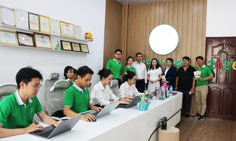 Lễ ký kết hợp tác chiến lược giữa KNP Edu và Mekong Smile Tour - Cú hích cho nhân lực và du lịch trải nghiệm bền vững