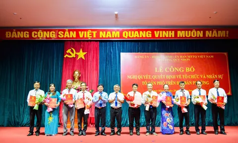 Phường Quy Nhơn công bố nghị quyết về tổ chức và nhân sự các tổ dân phố mới