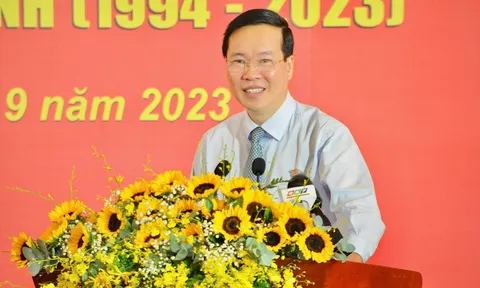 Chủ tịch nước gặp gỡ và biểu dương các thế hệ chiến sĩ tình nguyện hè TP. Hồ Chí Minh
