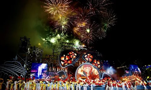 Hải Phòng: Nhiều điểm mới tại Lễ hội Hoa Phượng Đỏ 2023