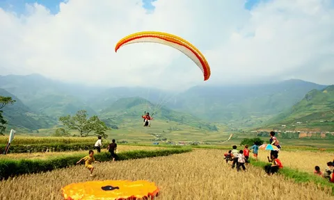 Yên Bái tổ chức bay dù lượn “Mùa nước đổ”