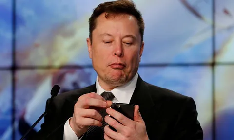 Tỷ phú Elon Musk đề nghị mua đứt Twitter với giá 43 tỷ USD