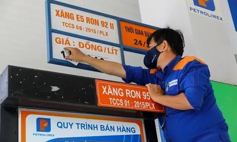 Vì sao xăng tăng giá trở lại?