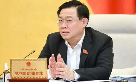 Thủ tịch Quốc hội: “Thị trường chứng khoán quá bất thường”