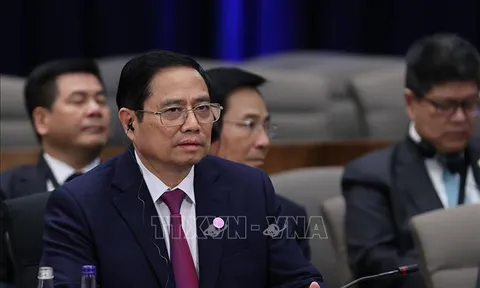 Thủ tướng Phạm Minh Chính cùng các Lãnh đạo ASEAN dự thảo luận về hành động khí hậu, chuyển đổi năng lượng sạch