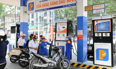 Hành trình giá xăng lập đỉnh cao nhất từ trước đến nay