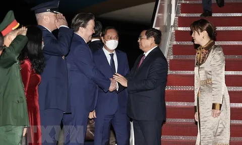 Thủ tướng tới Washington dự Hội nghị Cấp cao Đặc biệt ASEAN-Hoa Kỳ
