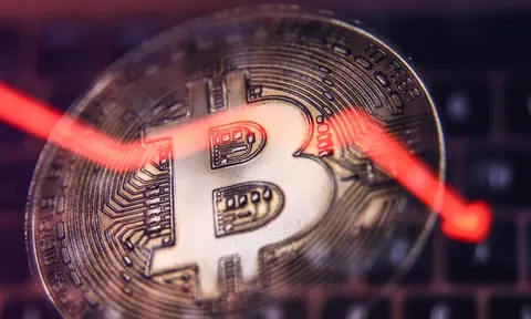 Bitcoin về mốc 21.000 USD, thị trường tiền số hoảng loạn