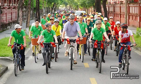 Huế: “Đạp xe - Câu chuyện về lộ trình xanh”