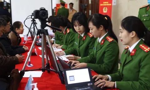 Bộ Công an lý giải vì sao nhiều thẻ căn cước công dân "đi chậm"