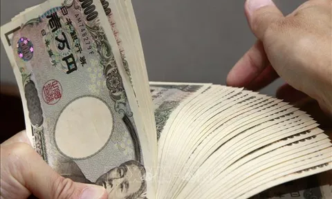 Các nước châu Á chi hàng tỷ USD ngăn nội tệ mất giá