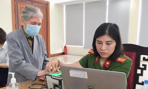 Hà Nội: Cao điểm 30 ngày đêm nhận hồ sơ cấp căn cước công dân gắn chíp