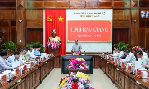 Thủ tướng làm việc với Ban Thường vụ Tỉnh ủy Hậu Giang