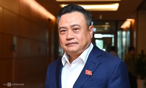 Ông Trần Sỹ Thanh làm Chủ tịch thành phố Hà Nội