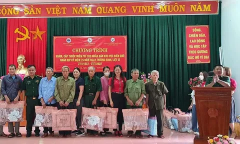 Quan tâm, chăm lo các gia đình chính sách người dân tộc thiểu số