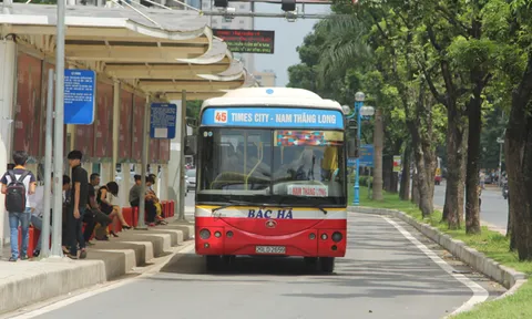Hà Nội đưa ra 2 phương án xử lý vụ Bắc Hà bỏ hàng loạt tuyến buýt
