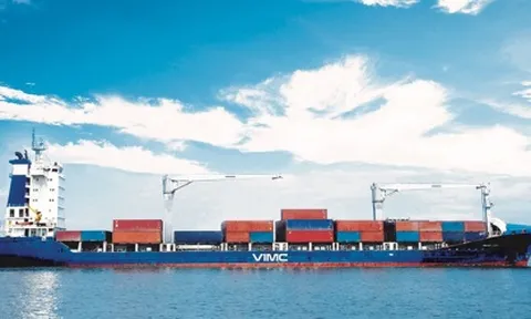 ‘Ông lớn’ hàng hải báo lãi 2.225 tỷ đồng dù giá nhiên liệu tăng