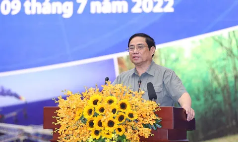 15 năm phát triển vùng Đông Nam Bộ vùng Kinh tế trọng điểm phía Nam