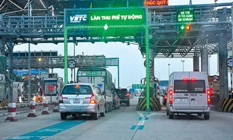 Nghiên cứu phương án dán thẻ định danh là thủ tục bắt buộc khi đăng kiểm xe ô tô