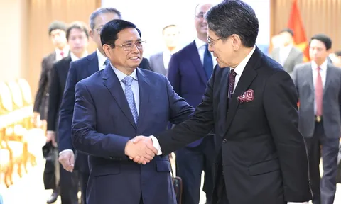 Thủ tướng Phạm Minh Chính tiếp Chủ tịch Hội đồng Quản trị Ngân hàng Hợp tác quốc tế Nhật Bản
