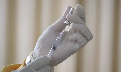 Đức: Khuyến nghị ưu tiên tiêm vaccine đậu mùa cho nhóm nguy cơ cao