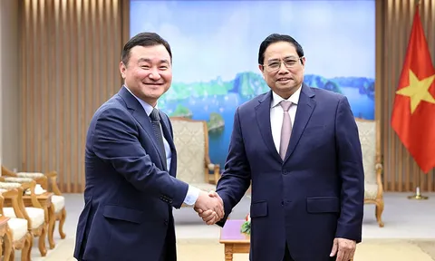 Thủ tướng Chính phủ Phạm Minh Chính tiếp Tổng Giám đốc Tập đoàn Samsung