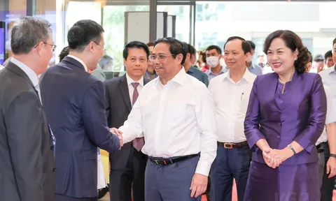 Triển khai các giải pháp ứng dụng công nghệ, chuyển đổi số ngành ngân hàng