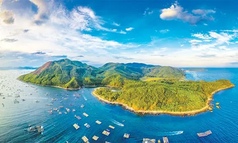 Nhiếp ảnh gia say mê biển, đảo quê hương