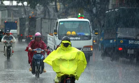 Mưa dông ở Trung Bộ, Tây Nguyên và Nam Bộ còn kéo dài