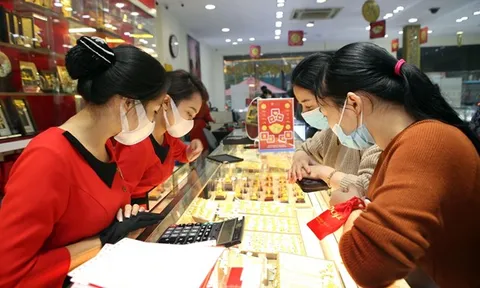 Bất ngờ lao dốc, giá vàng SJC giảm hơn 1 triệu đồng mỗi lượng