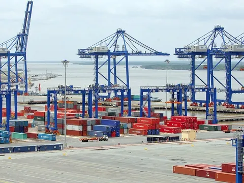 Làn sóng đầu tư vào công nghiệp logistics Việt gia tăng