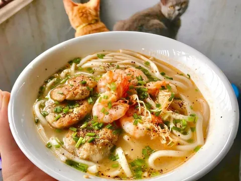 Quảng Bình: Cháo canh cá lóc, cháo hàu Quán Hàu nằm trong top những món đặc sản của Việt Nam