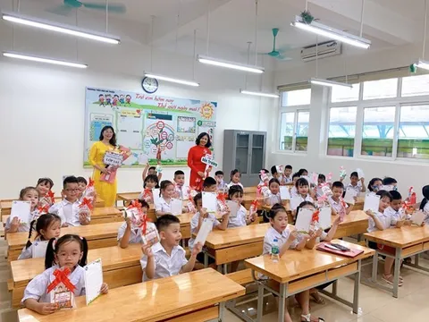 Hôm nay, hơn 23 triệu học sinh cả nước bước vào năm học mới