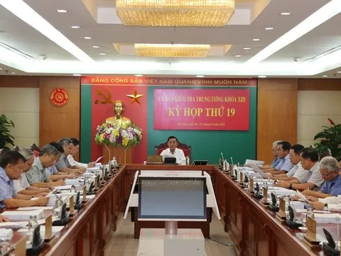 Ủy ban Kiểm tra Trung ương xem xét xử lý kỷ luật một số tổ cá nhân, tập thể