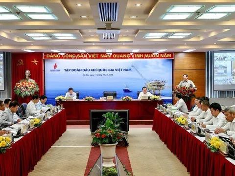 Thủ tướng Phạm Minh Chính làm việc với Tập đoàn Dầu khí Quốc gia Việt Nam