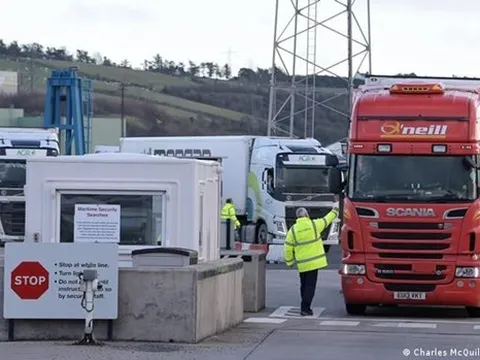 Liên minh châu Âu giảm kiểm tra hàng hóa vào Bắc Ireland