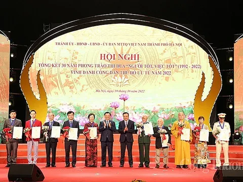 Hà Nội: Vinh danh 10 công dân Thủ đô ưu tú năm 2022
